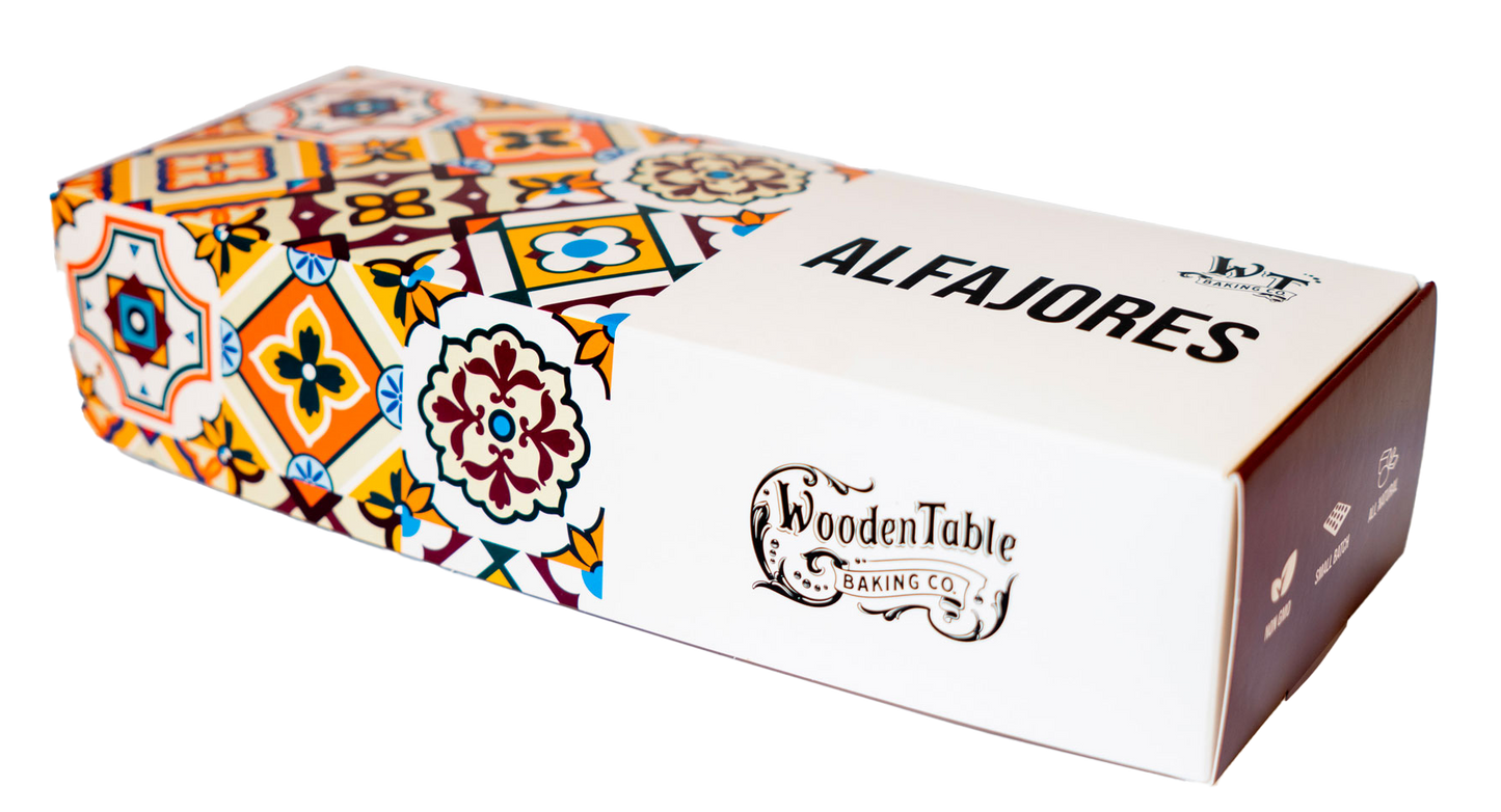 Snickerdoodle Alfajores Cookie