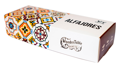 Snickerdoodle Alfajores Cookie