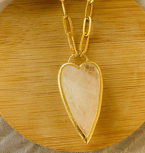 Every Santore Jewelry piece is individually handmade in small, made-to-order batches. Featuring curated stones and specialty chains, our designs are inspired by the beautiful world around us and created for the real people who grace it.