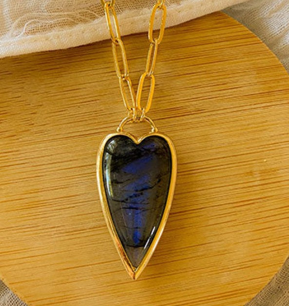 Every Santore Jewelry piece is individually handmade in small, made-to-order batches. Featuring curated stones and specialty chains, our designs are inspired by the beautiful world around us and created for the real people who grace it.