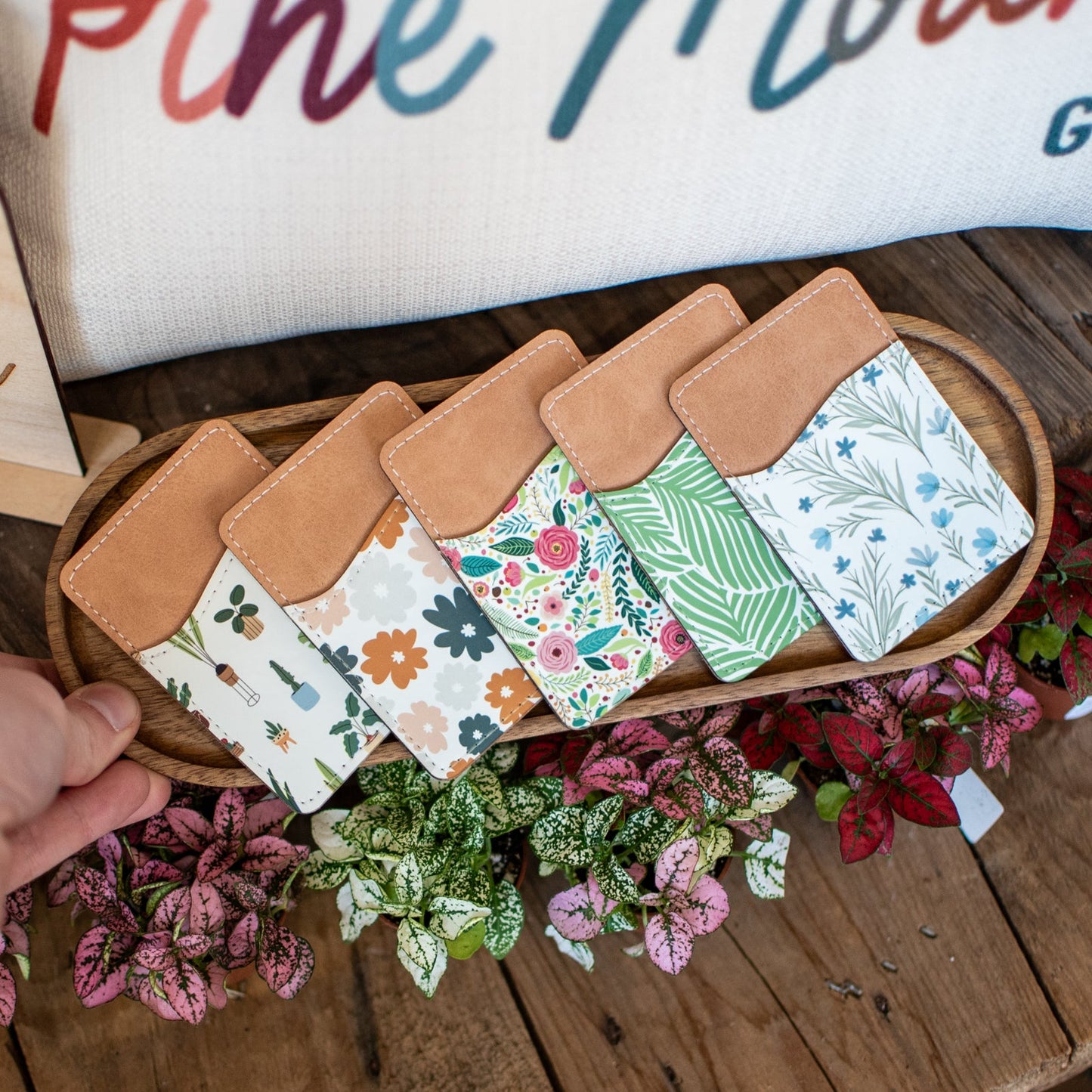 Leafy Luxe - Phone Wallet